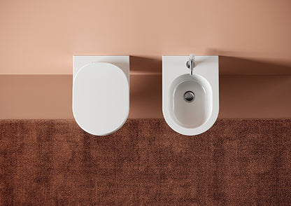 Toilettes suspendues sans bride chics