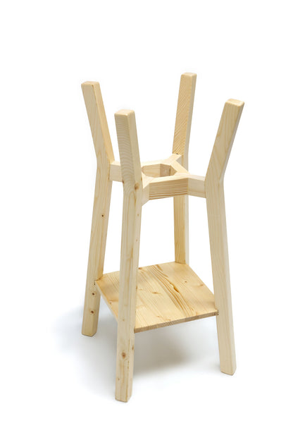 Vasque mi-haute sur pied avec cadre en bois