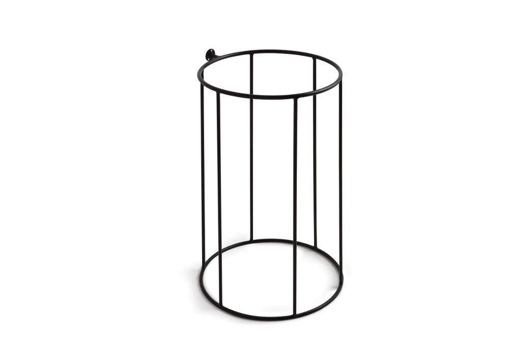HOHE BODENKONSTRUKTION AUS METALLBAILE